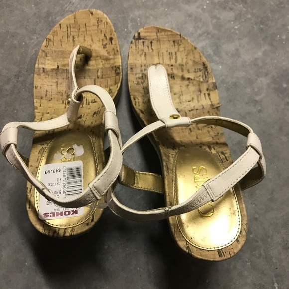 Sandals - Picture 3 of 3